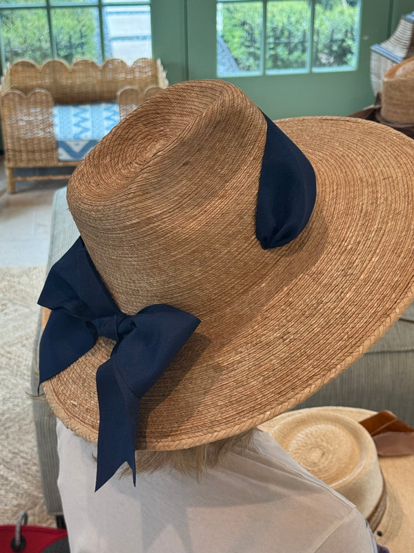 Oak sunhat with navy grosgrain ribbon