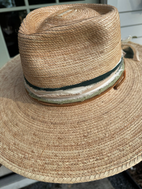 Oak hat with layered greens