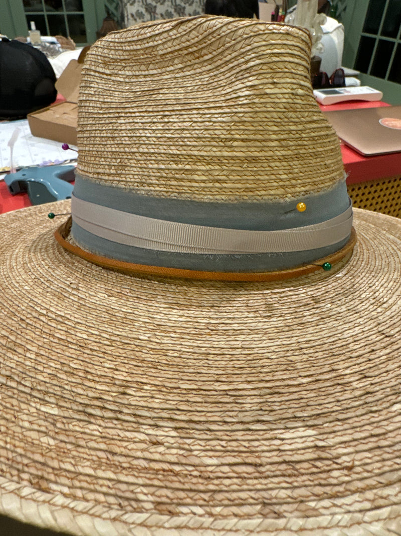 Oak hat with dusty blue, cream grosgrain