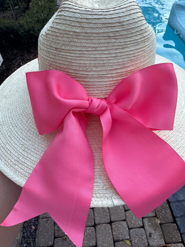 Light sunhat with hot pink grosgrain ribbon