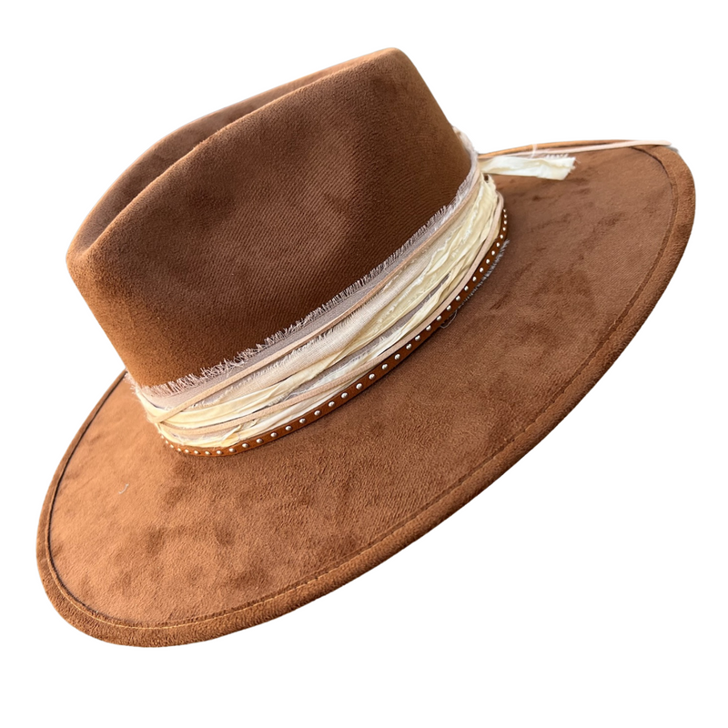 Chestnut rancher (2 color options)